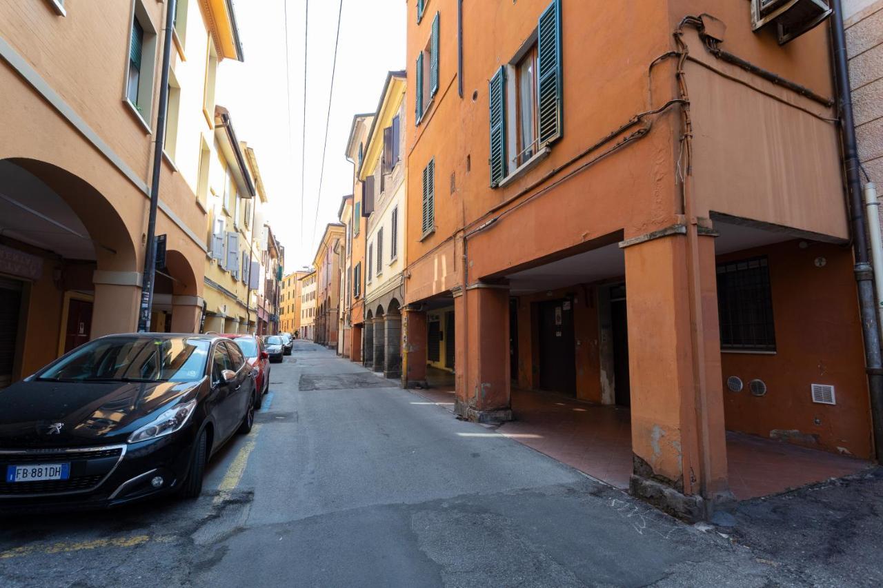 Ferienwohnung Bologna'S Way Sguardo Sui Tetti Exterior foto